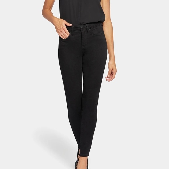 NYJD Black Skinny Jeans Size 8 Sculpted Sleek Slimming - Picture 1 of 5